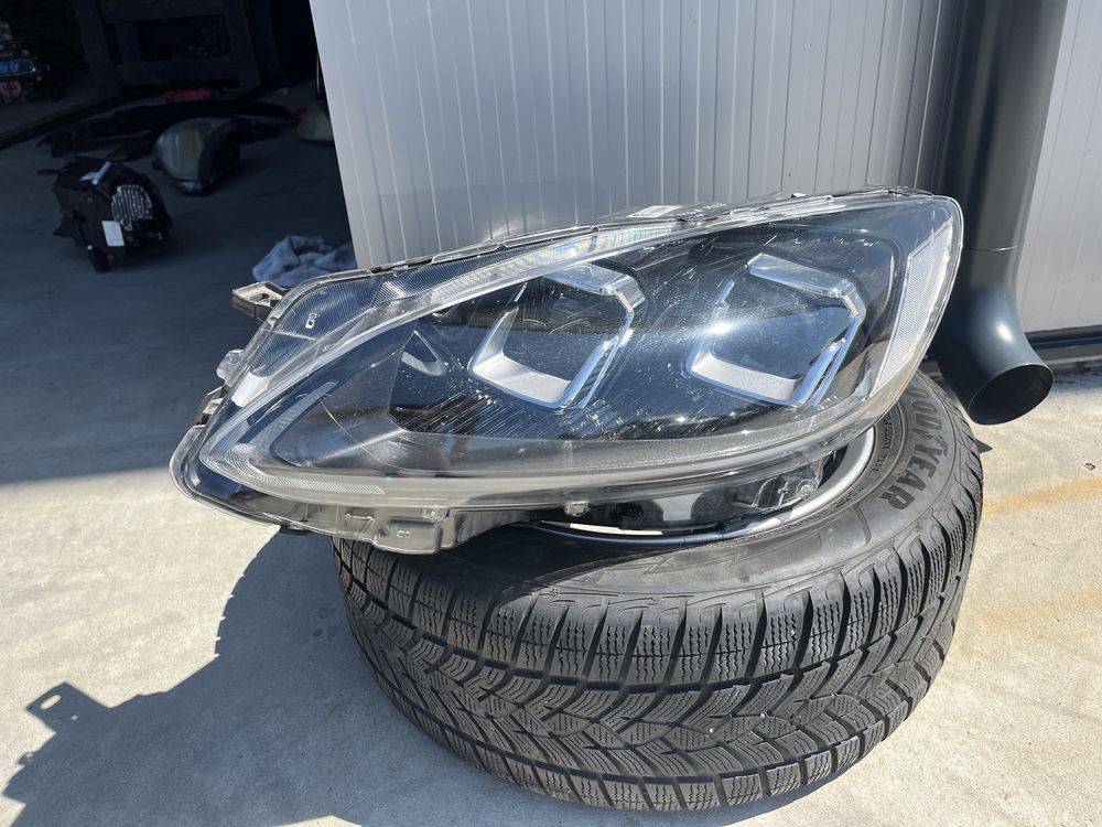 Фар Ford Kuga 2020 Led ляв и десен