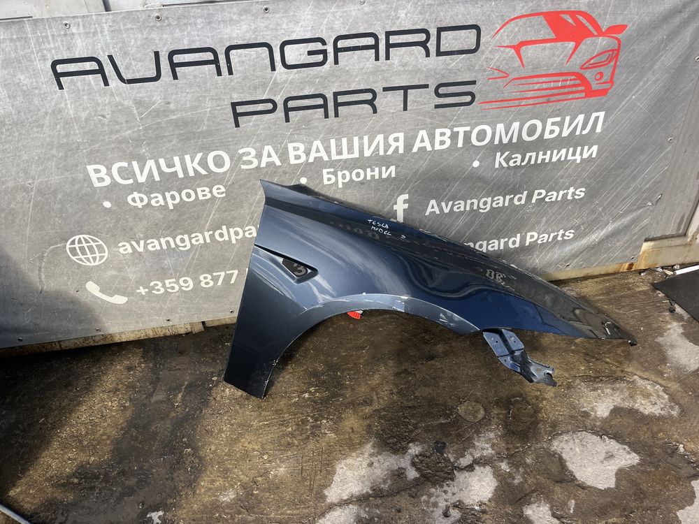 Калник Tesla Model 3 десен