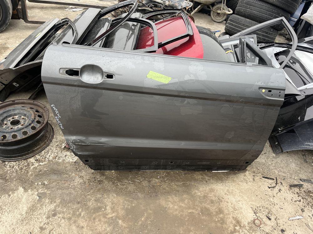 2 броя предна дясна врата Range Rover Evoque Cabrio