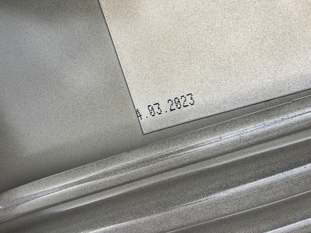 Врати Tesla Model Y