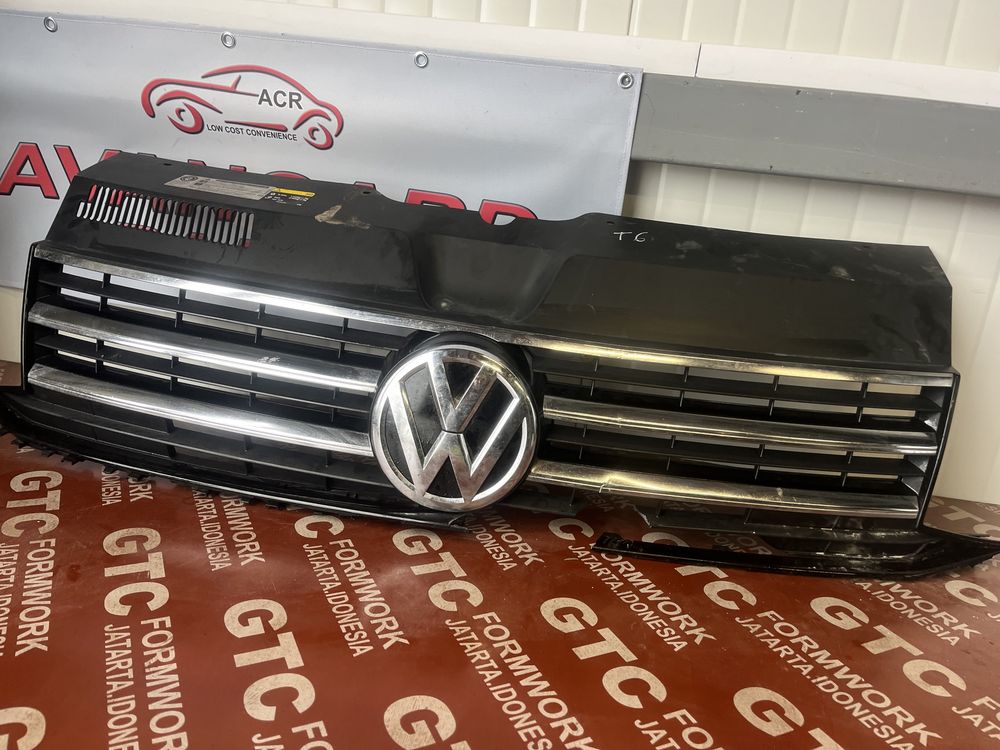 Решетка Volkswagen Transporter T6