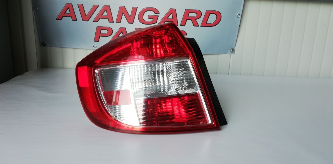Десен и ляв стоп Suzuki SX-4 2008-