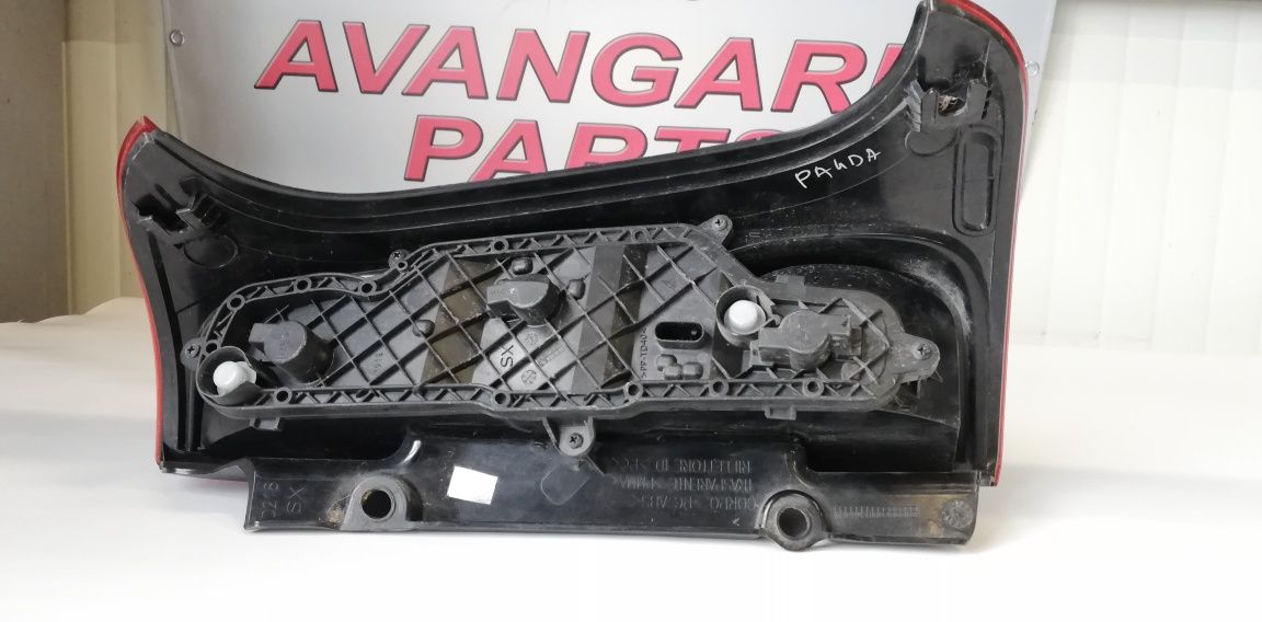 Ляв стоп Fiat Panda 319 2011-
