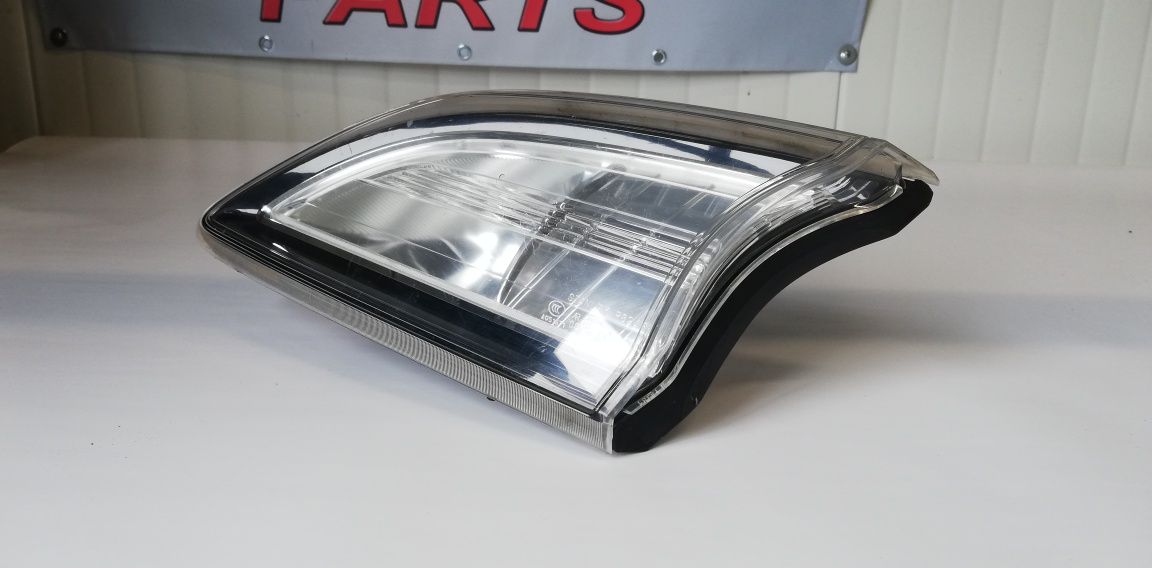 Десен стоп Mazda 3 BL 2008-2013
