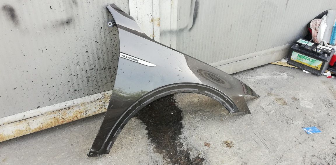 1 брой ляв и 3 броя десен калник VW Passat Alltrack 2015-