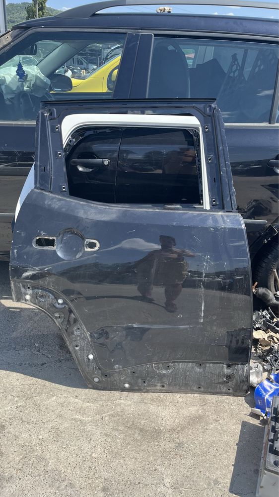 Предна лява и задна дясна врата Jeep Renegade 2015-2023