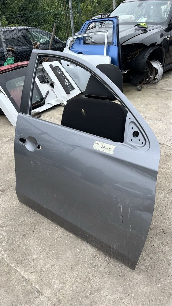 Предна дясна врата Mitsubishi L200