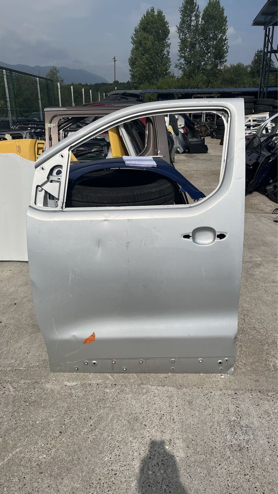 Предна дясна и лява врата Toyota Proace 2