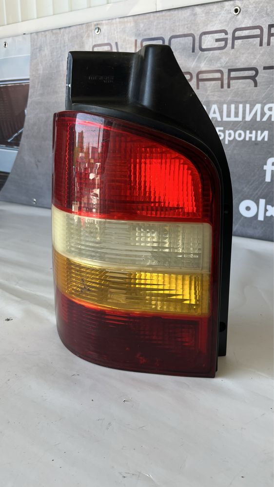 Ляв стоп VW T5 (2003-2009)