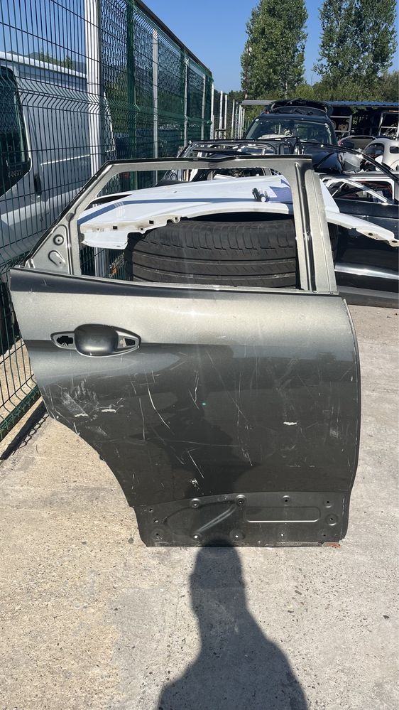3 бр. задна лява и 1 бр. задна дясна врата Peugeot 3008 2 (2016-2019)