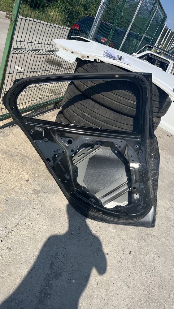 Предна и задна лява врата BMW 1 F40 2019-