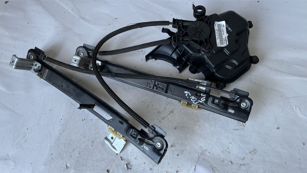 Механизъм за стъкло за предна дясна врата Seat Ibiza 4 (2008-2012)