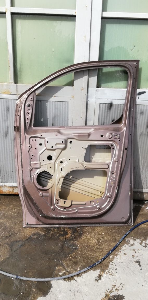 Предна дясна и лява врата Toyota Proace 2