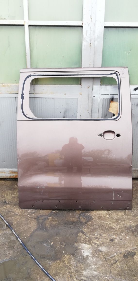 Предна дясна и 2 броя задна дясна врати Citroen Jumpy/Toyota Proace