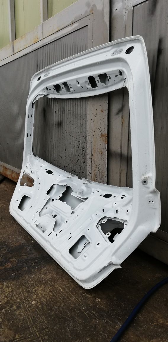Багажна врата/багажник Audi A3 S3 (2013-2020)