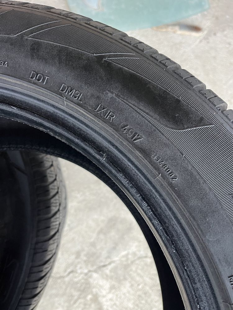 Гуми 235 55 18 Dunlop 2017г