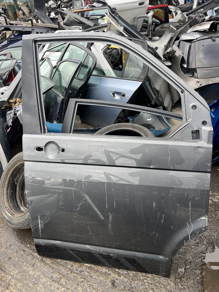2 броя предна дясна и 1 брой задна дясна врата VW T5 Multivan