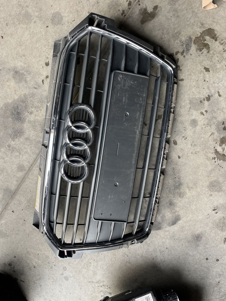 Решетка Audi A1 8XA 2014-