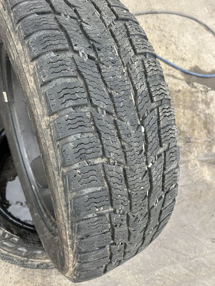 Гуми 215 60 17 C 2018г