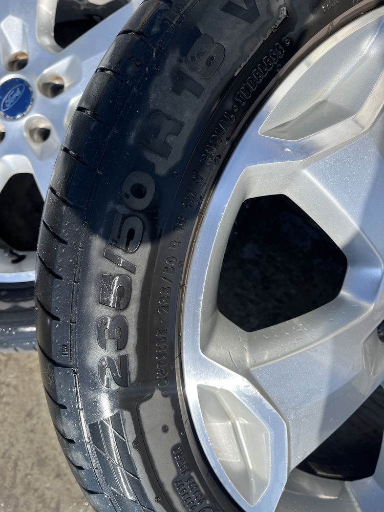 Джанти Ford Kuga