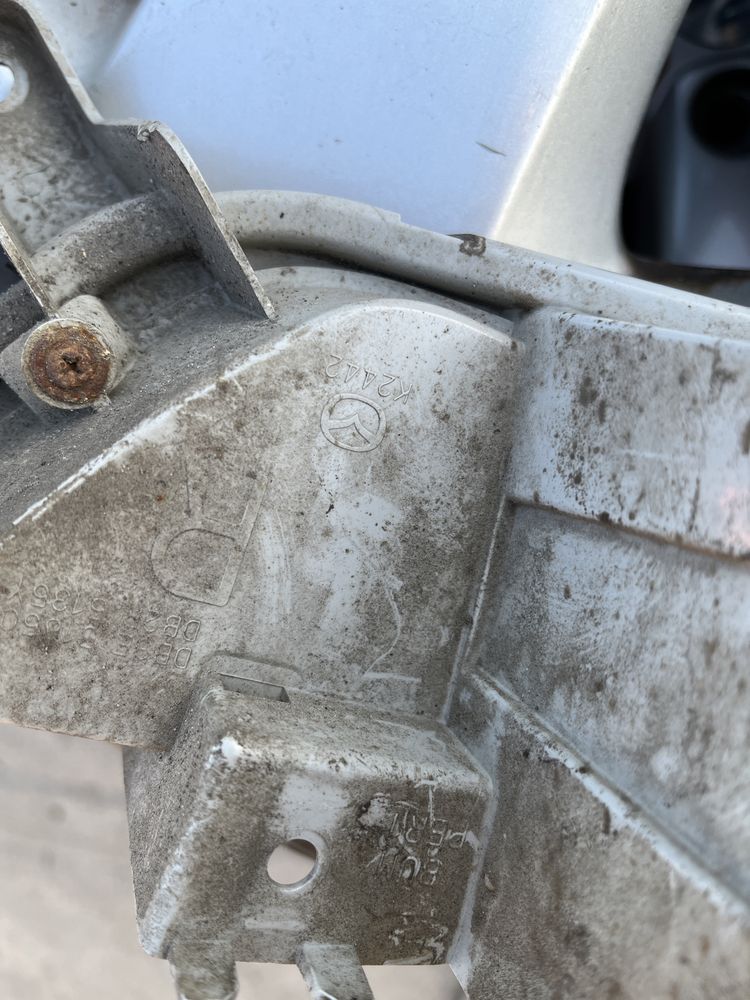 Стоп в броня Mazda 3