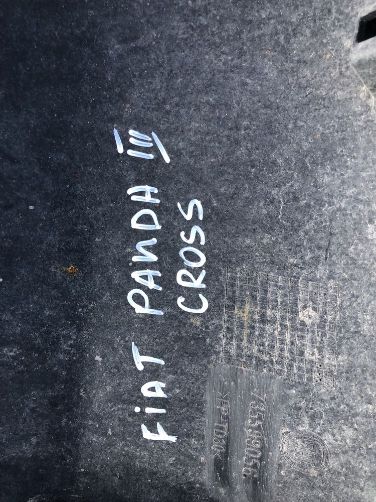 Маска Fiat Panda Cross 3