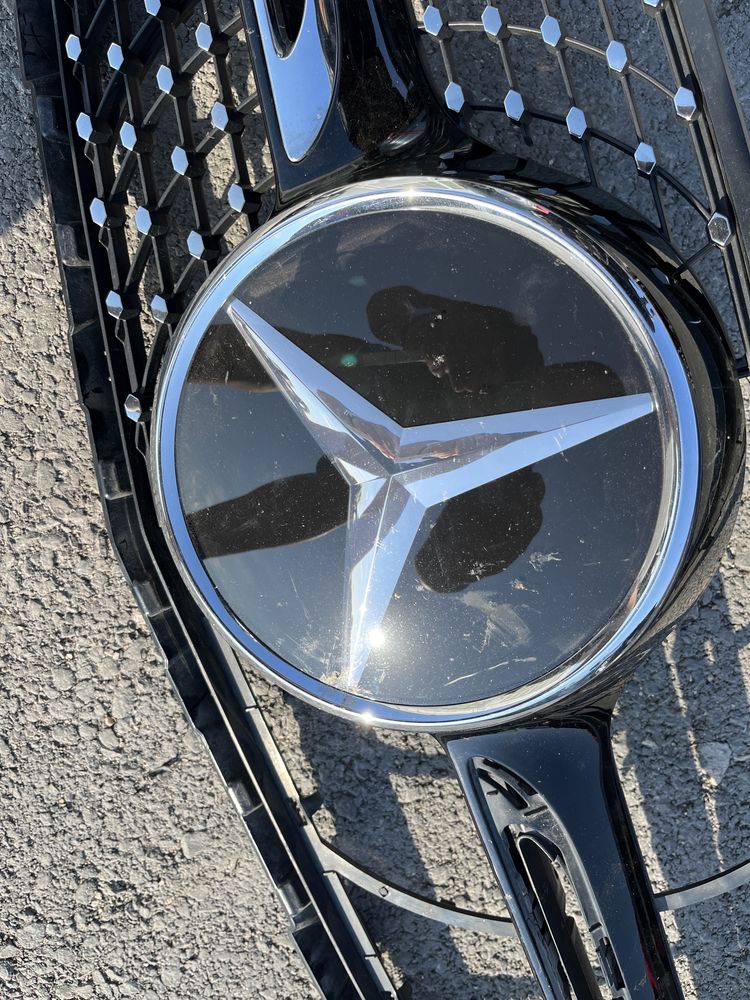 Решетка Mercedes GLE AMG