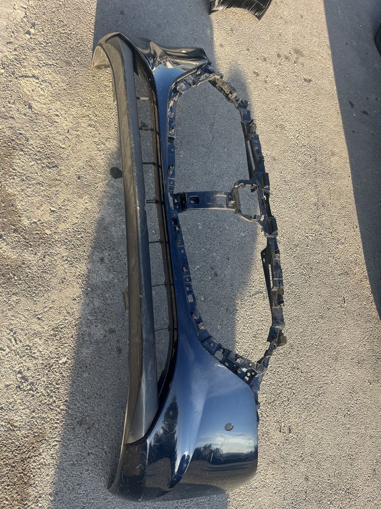 2 броя предна броня Mazda 3 2029-