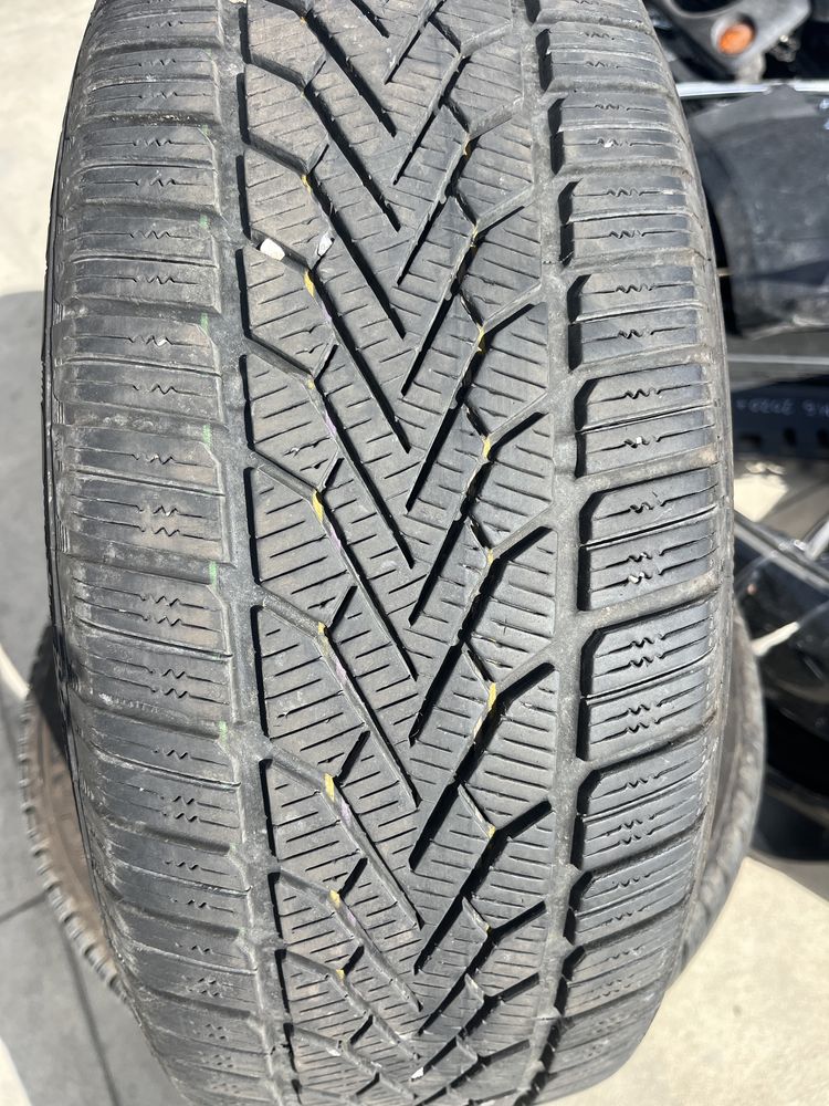 Гуми 215 60 16 Semperit