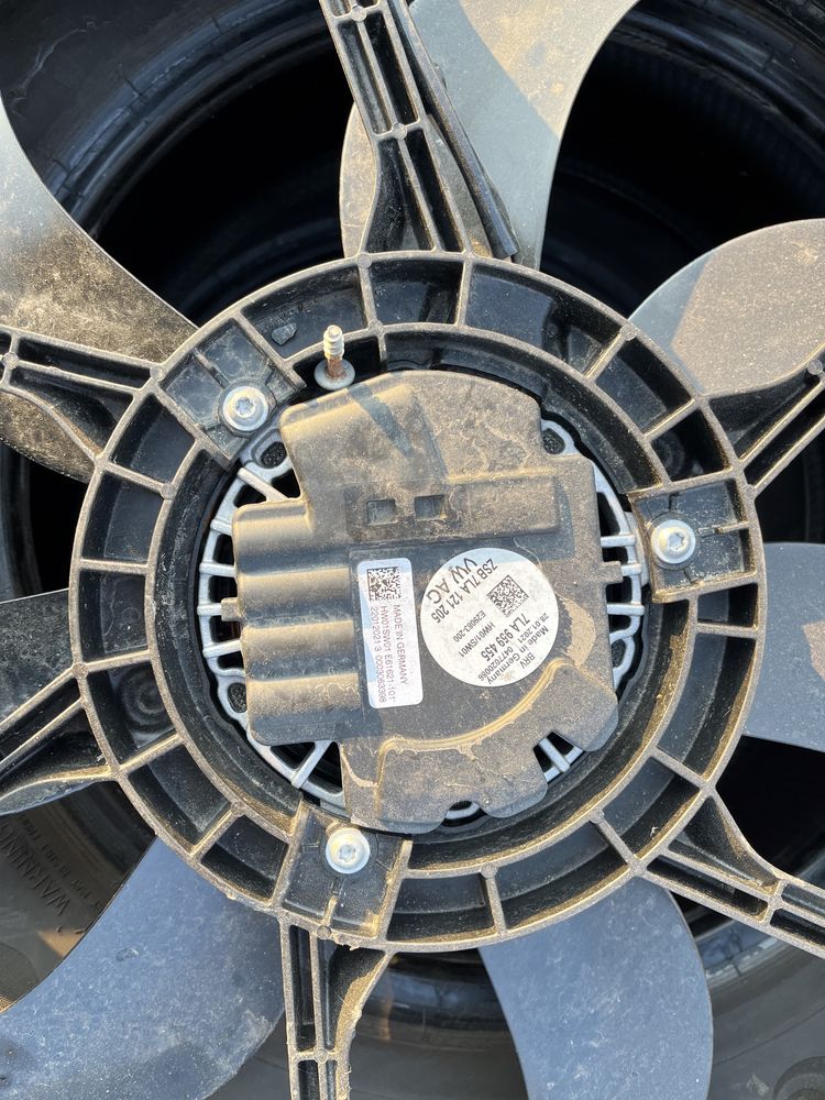 Дифузиор,перка VW T6 2018