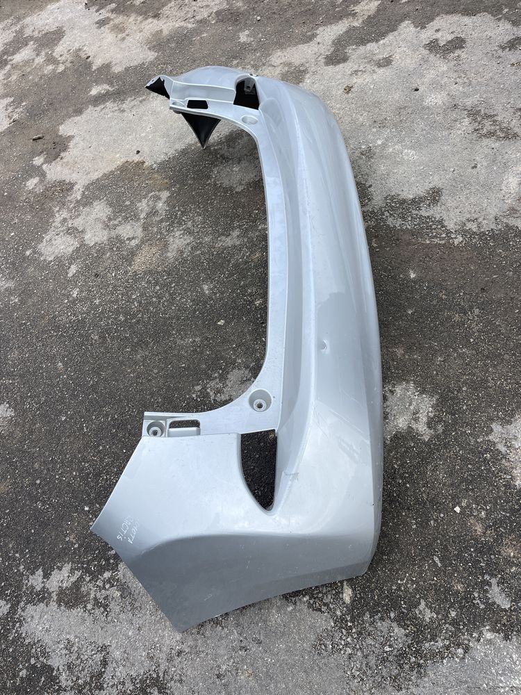 3 броя задна броня Toyota Ractis 2 (2010-2017)