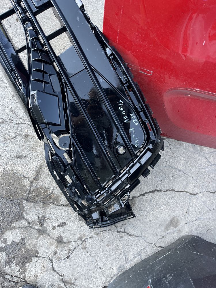 Решетка Volkswagen Tiguan 2020- R line