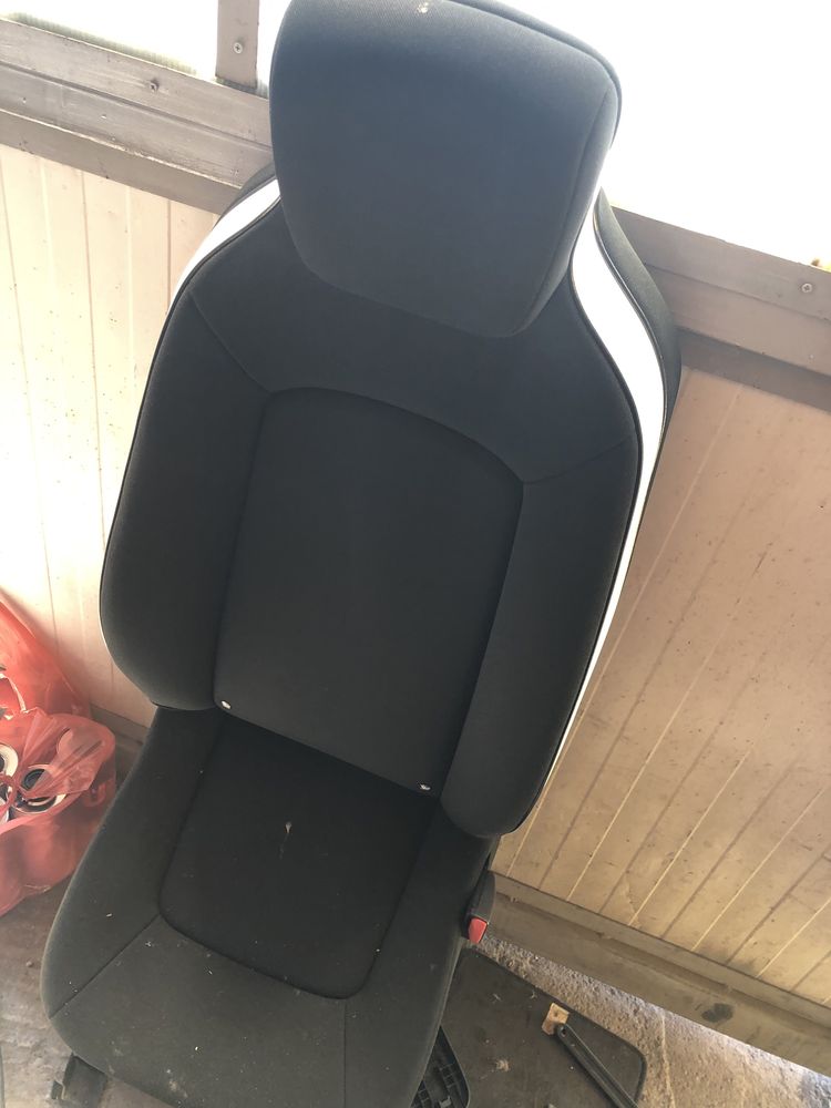 Салон Renault Zoe 2016