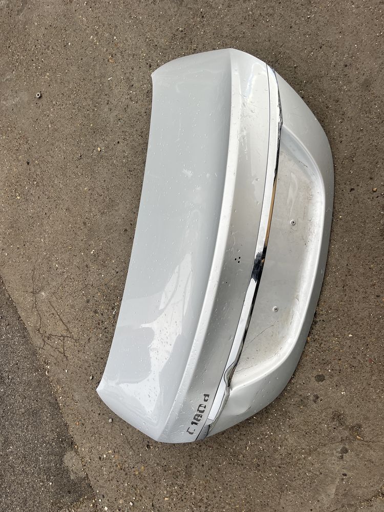 Багажник Mercedes C class W205 седан