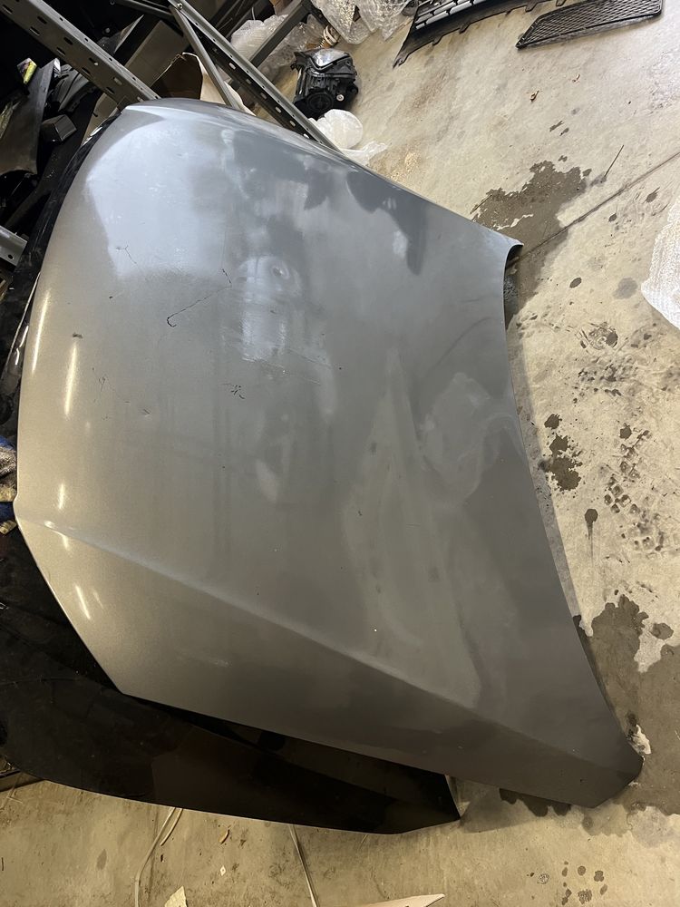 Капак VW Passat 6