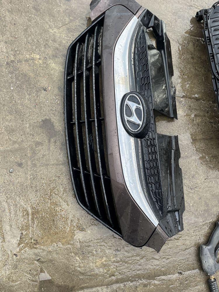 Решетка Hyundai IX35 2010-