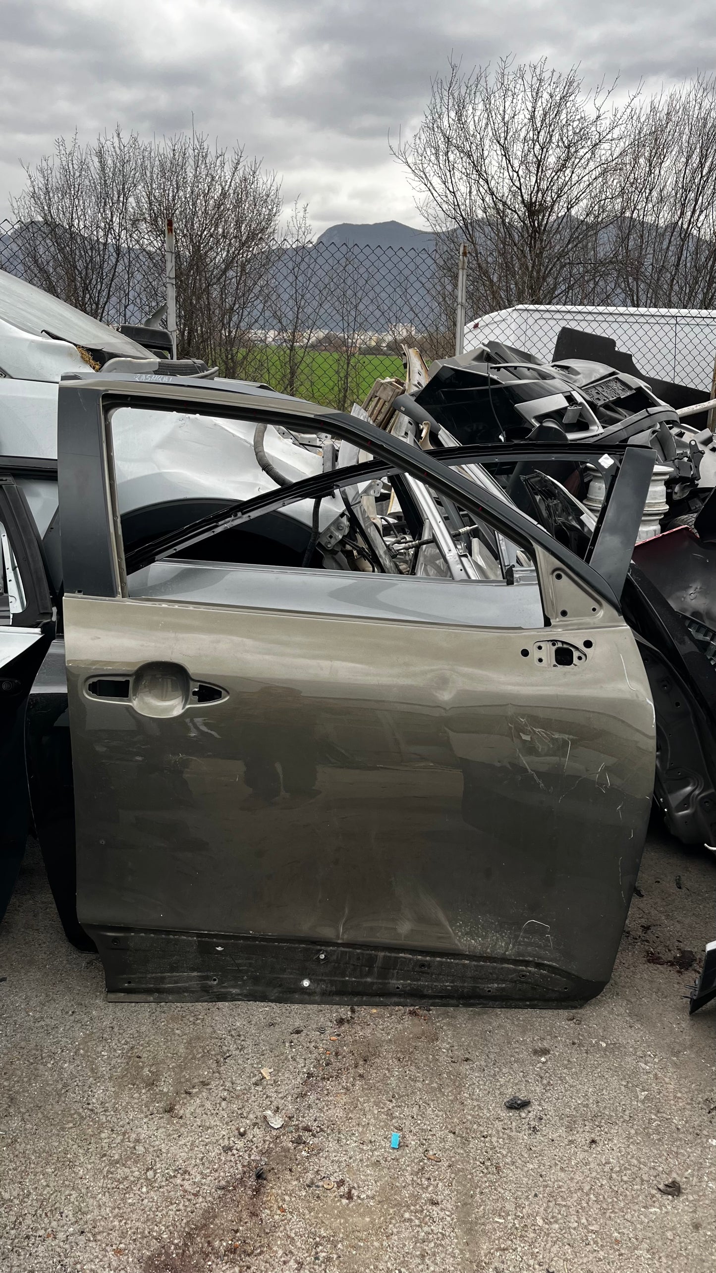 Предна дясна врата Toyota Yaris Cross 20-
