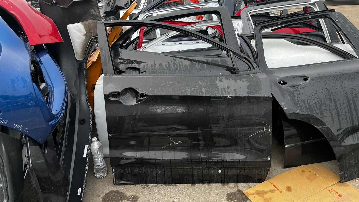 Nissan Qashqai J11 17- предна дясна врата