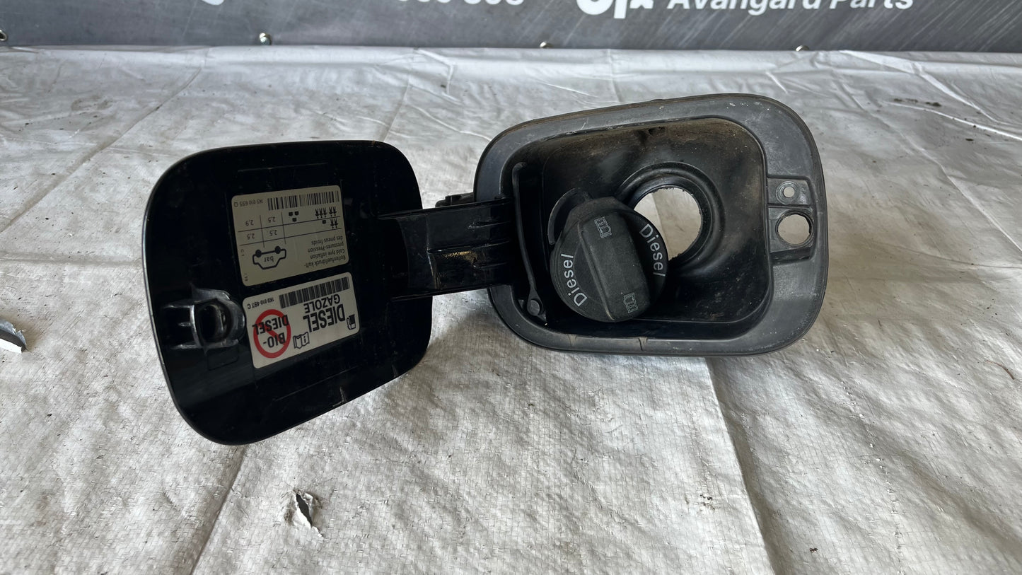 Капачка и отвор за резервоар VW Jetta 2009-2014