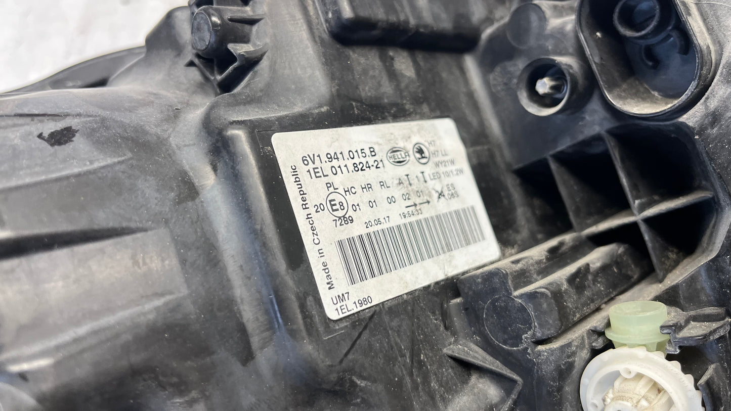 Skoda Fabia 3 15- ляв фар