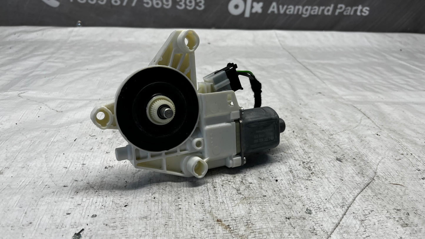 Mercedes A/B W176/W246 моторче за предно ляво стъкло