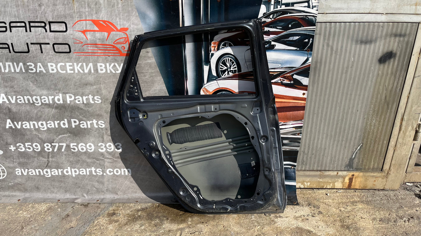 Hyundai i30 задна лява врата