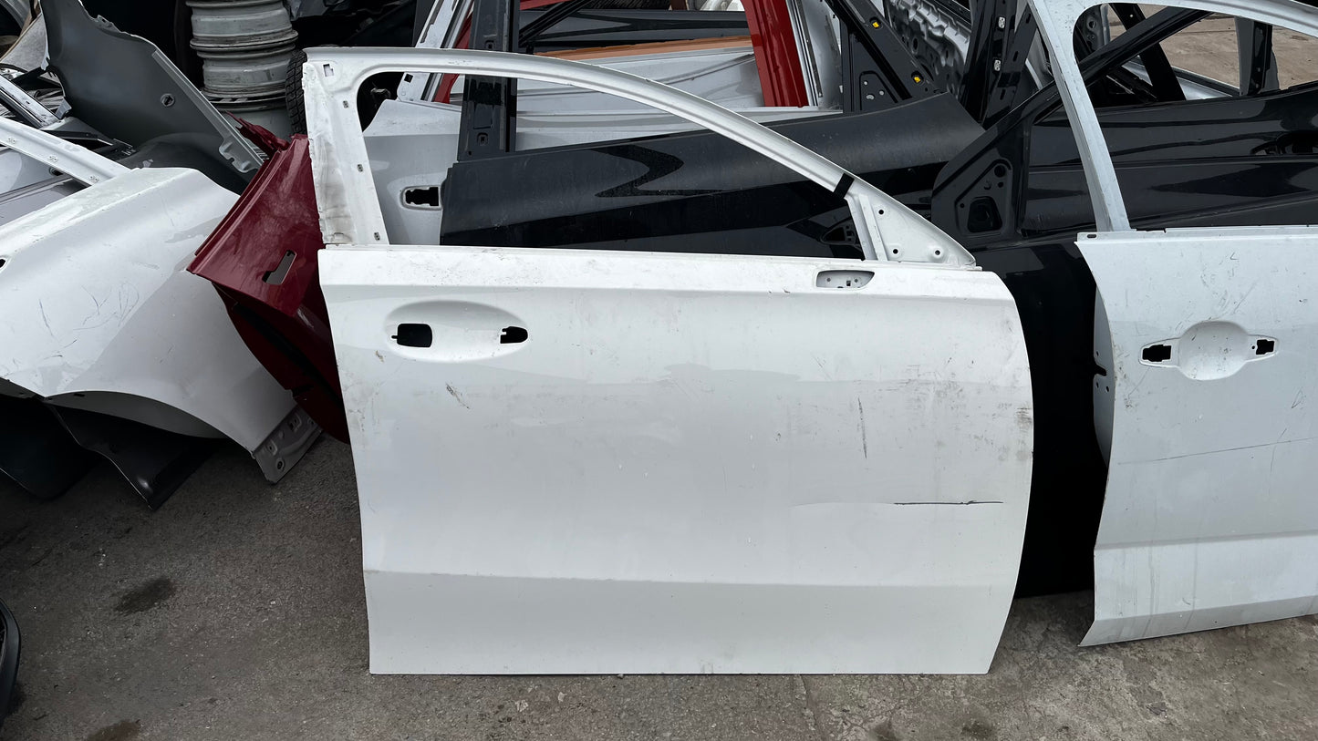 Mercedes A W177 предна дясна врата