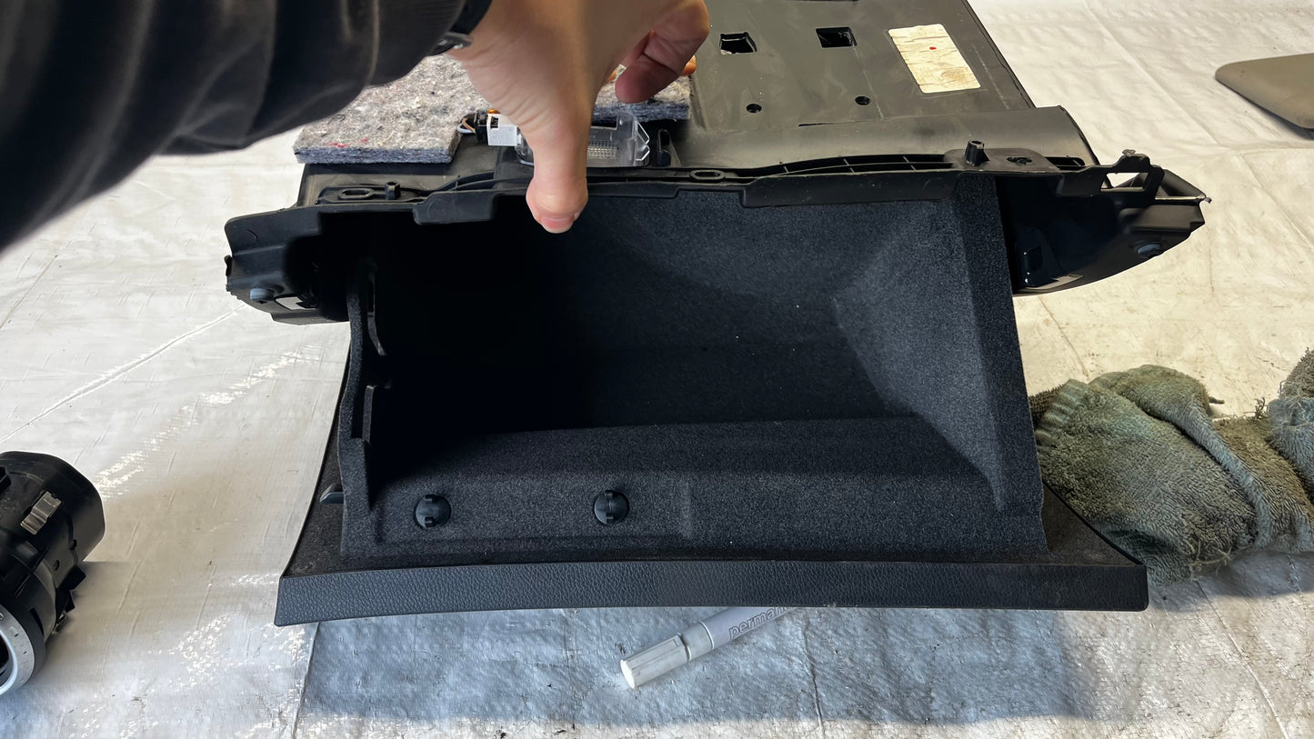 Mercedes A W176 жабка