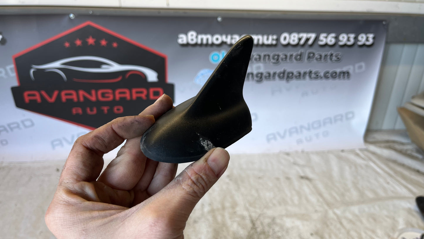 Opel Astra J антена