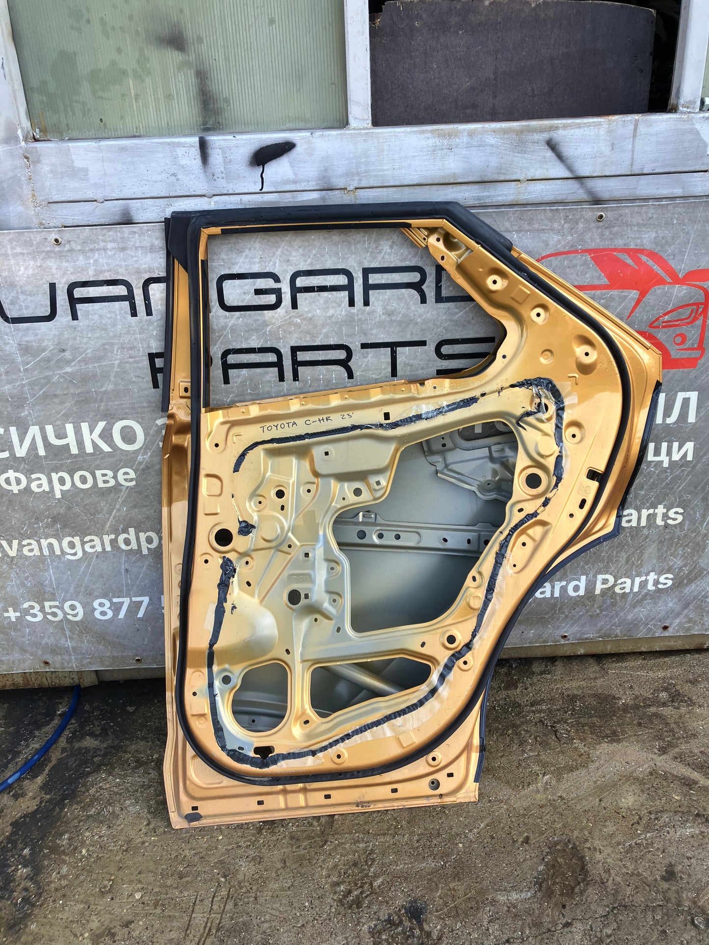 Задна дясна врата за Toyota c-hr