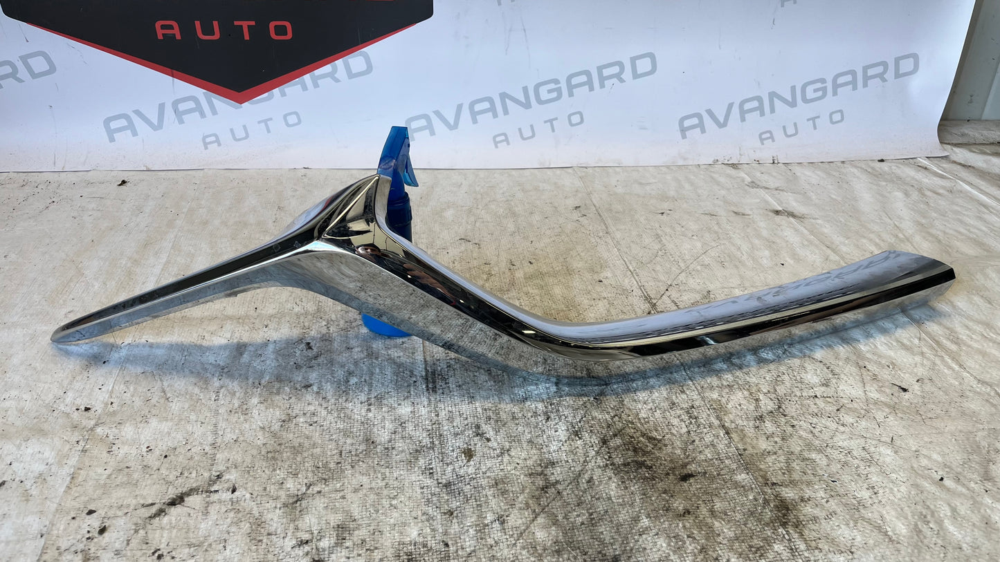 Лайстна от предна решетка Mazda 3 2019