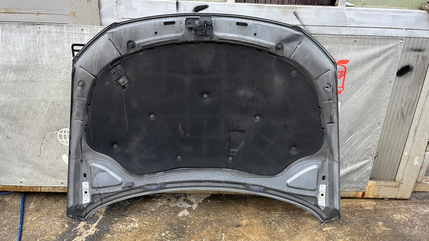 Преден капак VW Passat 6 2005-2011