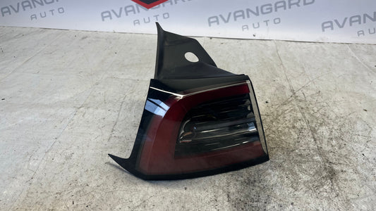 Tesla 3 ляв стоп