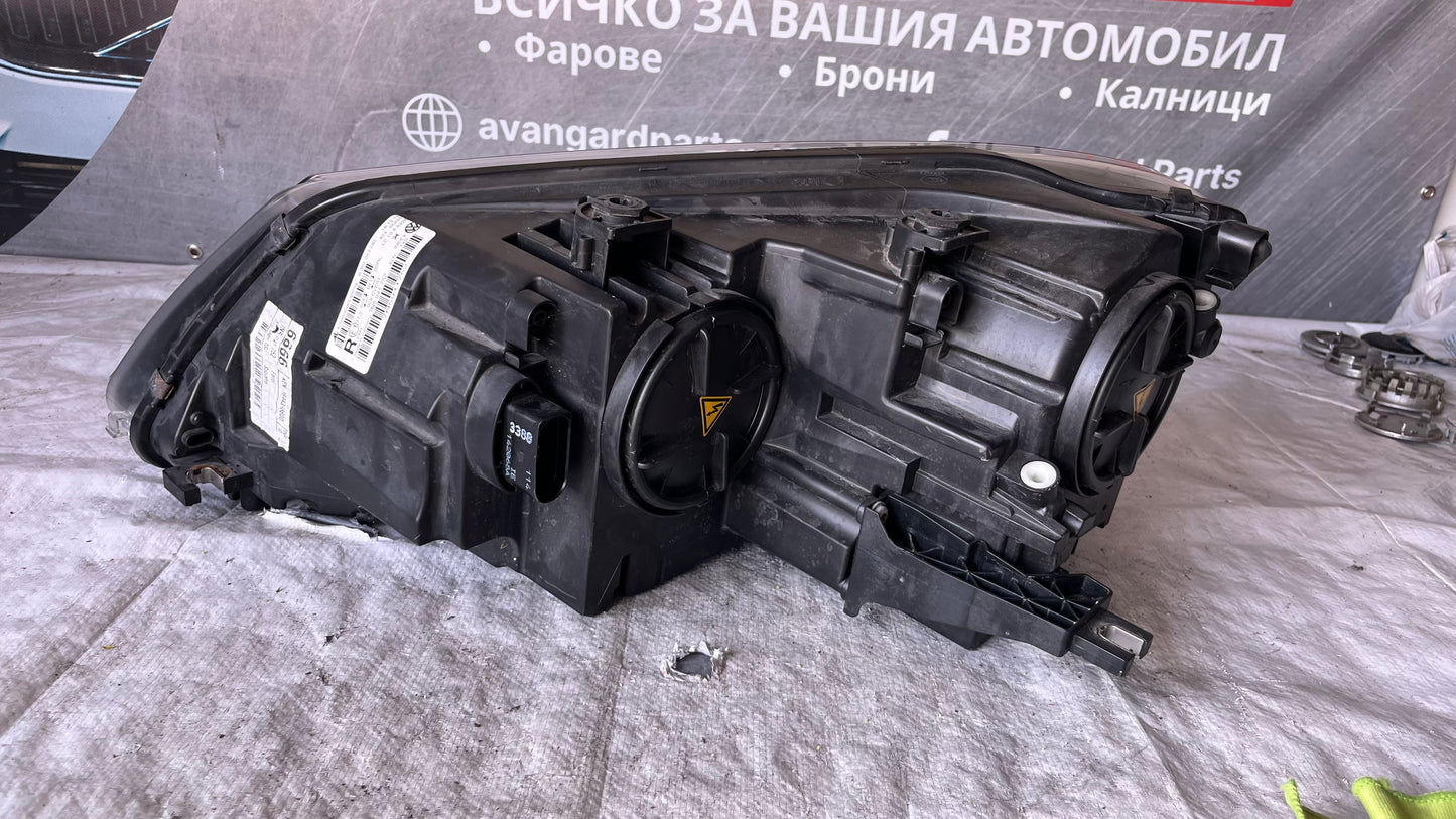 Десен фар Seat Alhambra